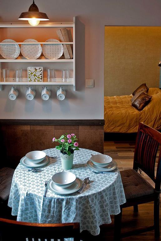Aradi Apartman Печ Екстериор снимка